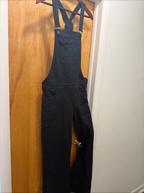 Women's Black Straight-Leg Overalls with Front Bib Pocket